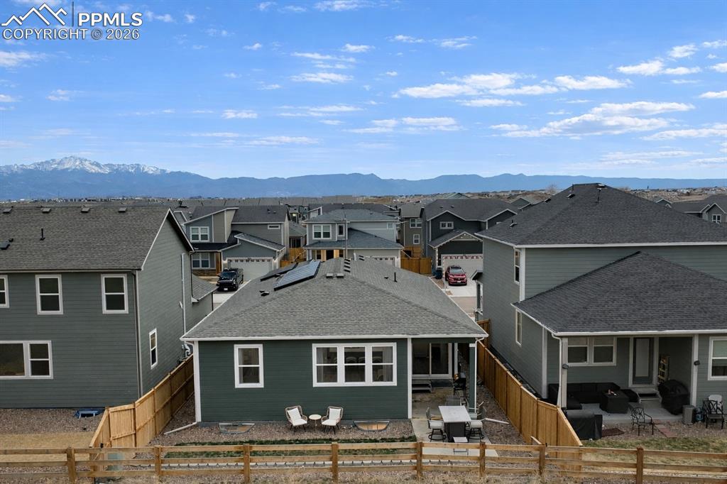 Image 31 of 36: Back of Structure