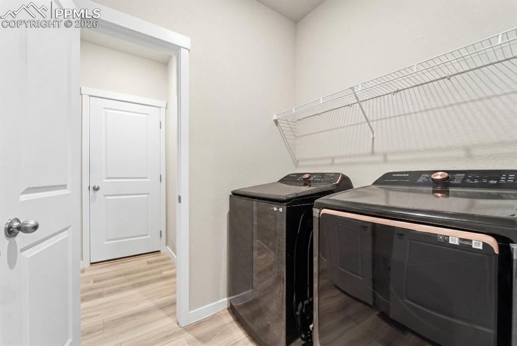 Image 8 of 36: Laundry