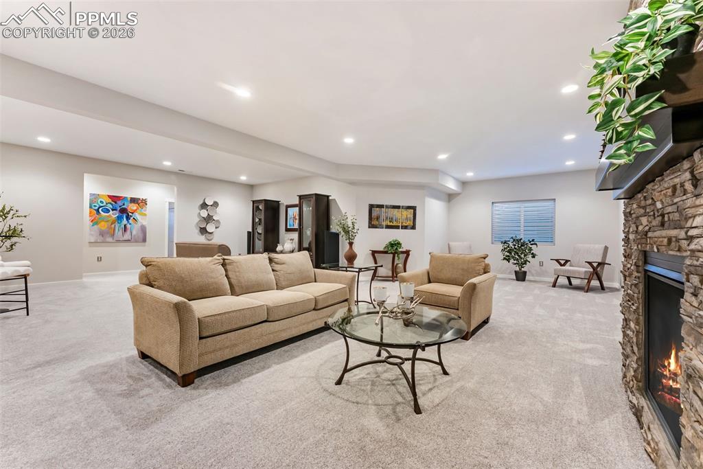 Image 31 of 49: Living Room