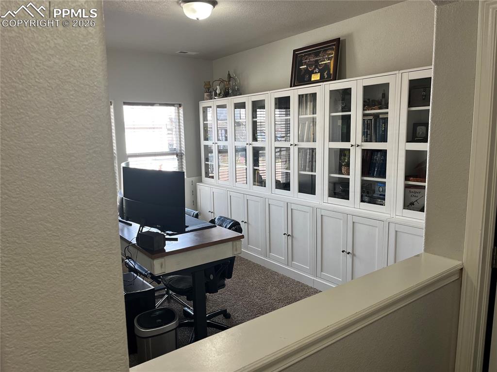 Image 7 of 13: Office