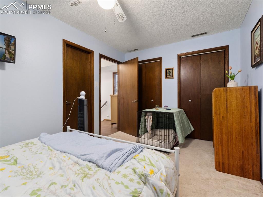 Image 24 of 34: Bedroom