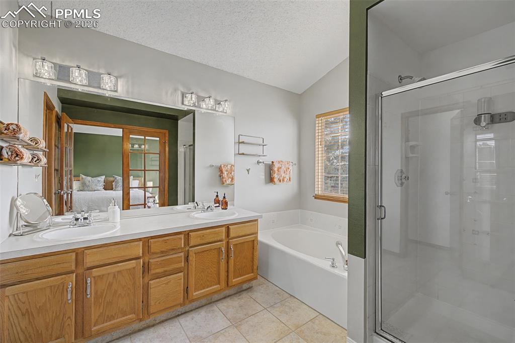 Image 29 of 41: Master Bathroom