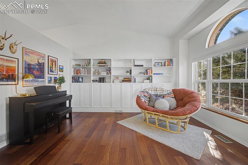 Image 5 of 41: Living Room