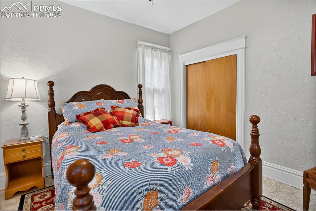Image 20 of 38: Bedroom