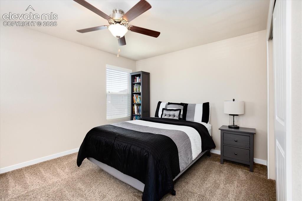 Image 15 of 25: Bedroom