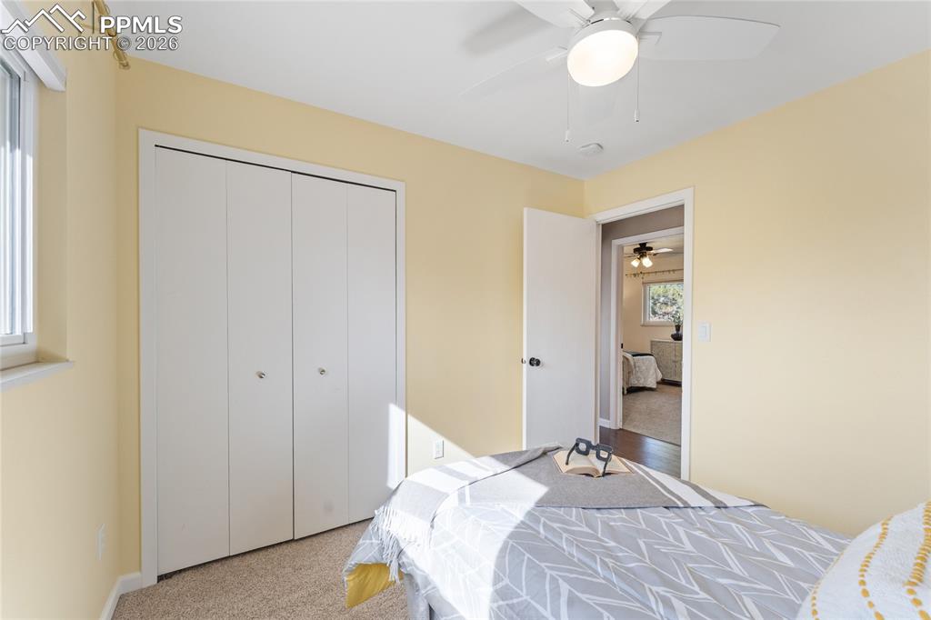 Image 18 of 36: Bedroom