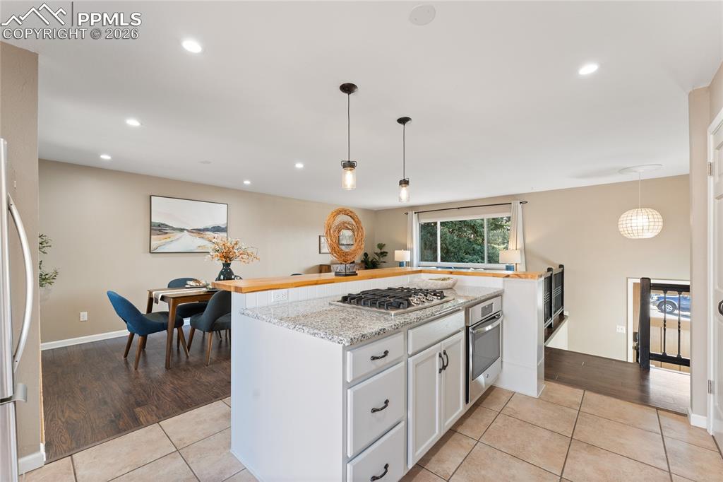 Image 6 of 36: Kitchen