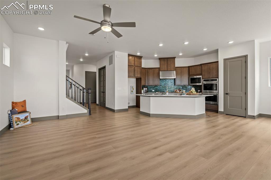 Image 14 of 48: Kitchen