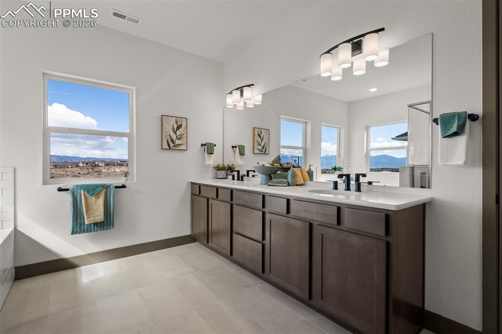 Image 22 of 48: Master Bathroom