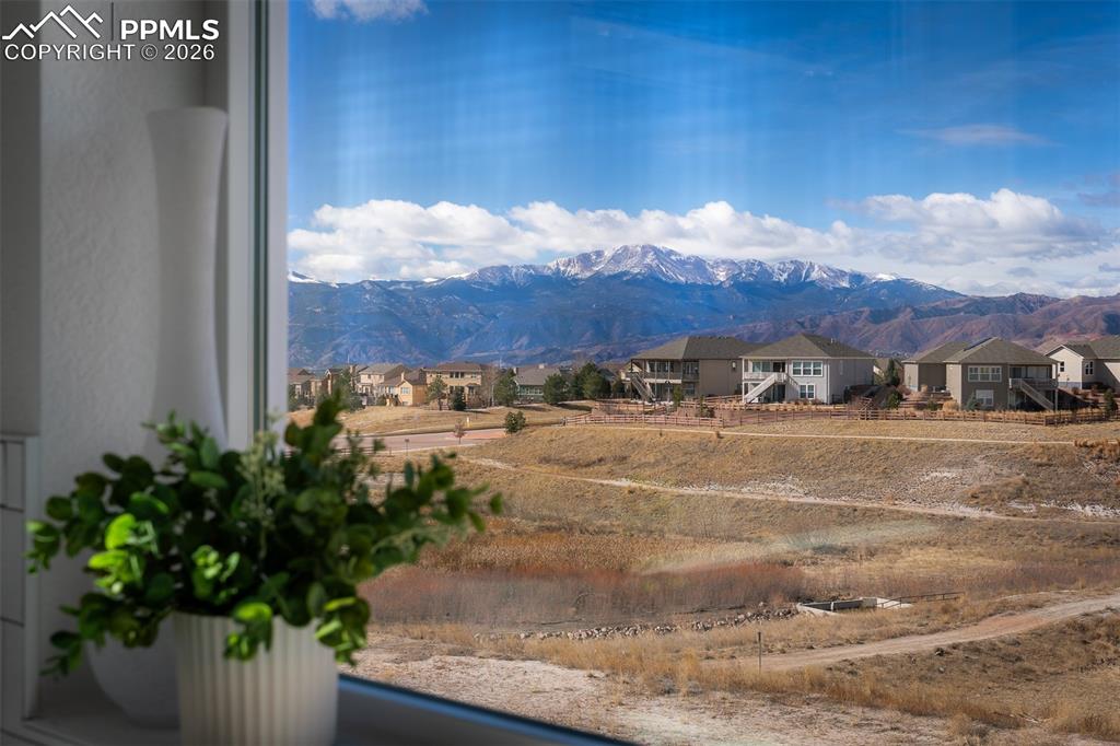 Image 25 of 48: View