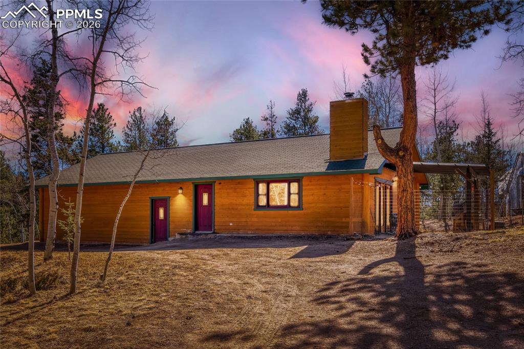 Image 3 of 34: Front of Structure