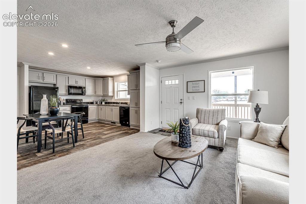 Image 8 of 13: Living Room