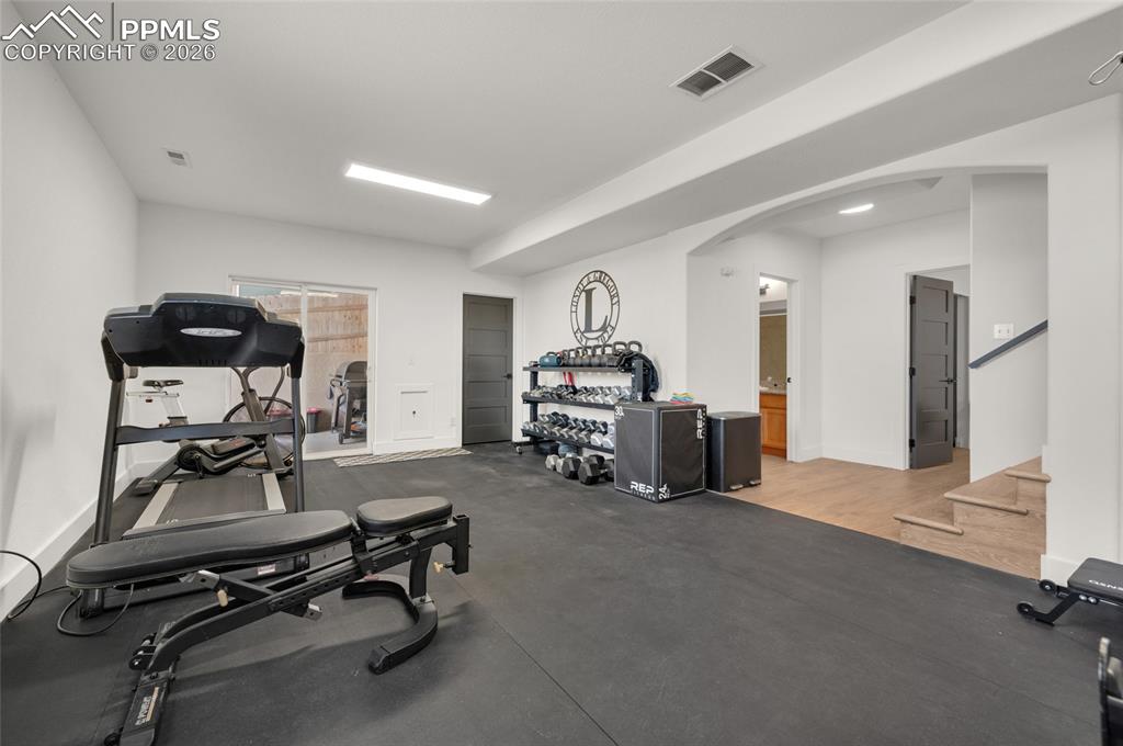 Image 30 of 42: Bonus Room