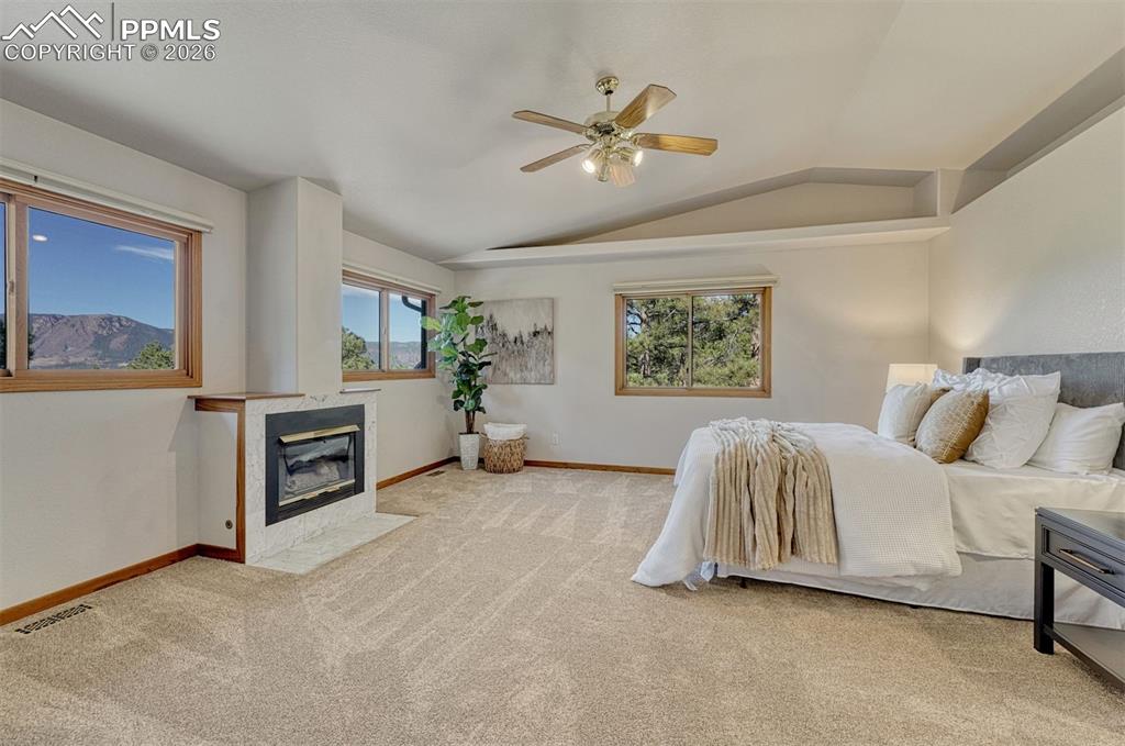 Image 6 of 35: Bedroom