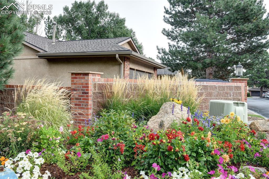 Image 39 of 40: Side of Structure