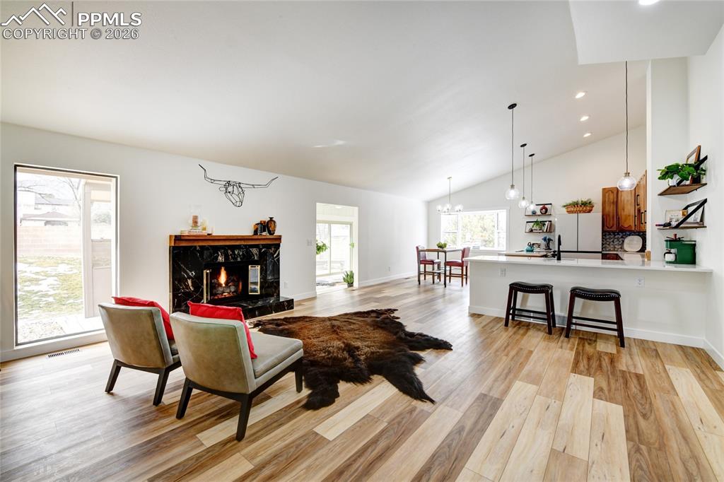 Image 7 of 40: Living Room