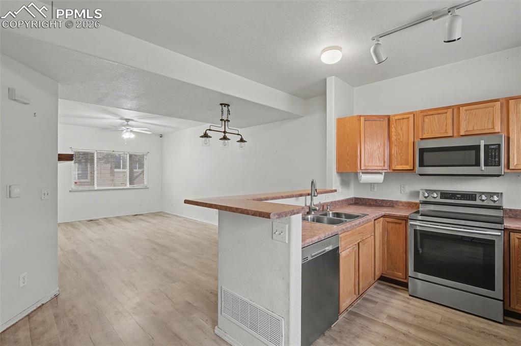 Image 15 of 46: No Description Available