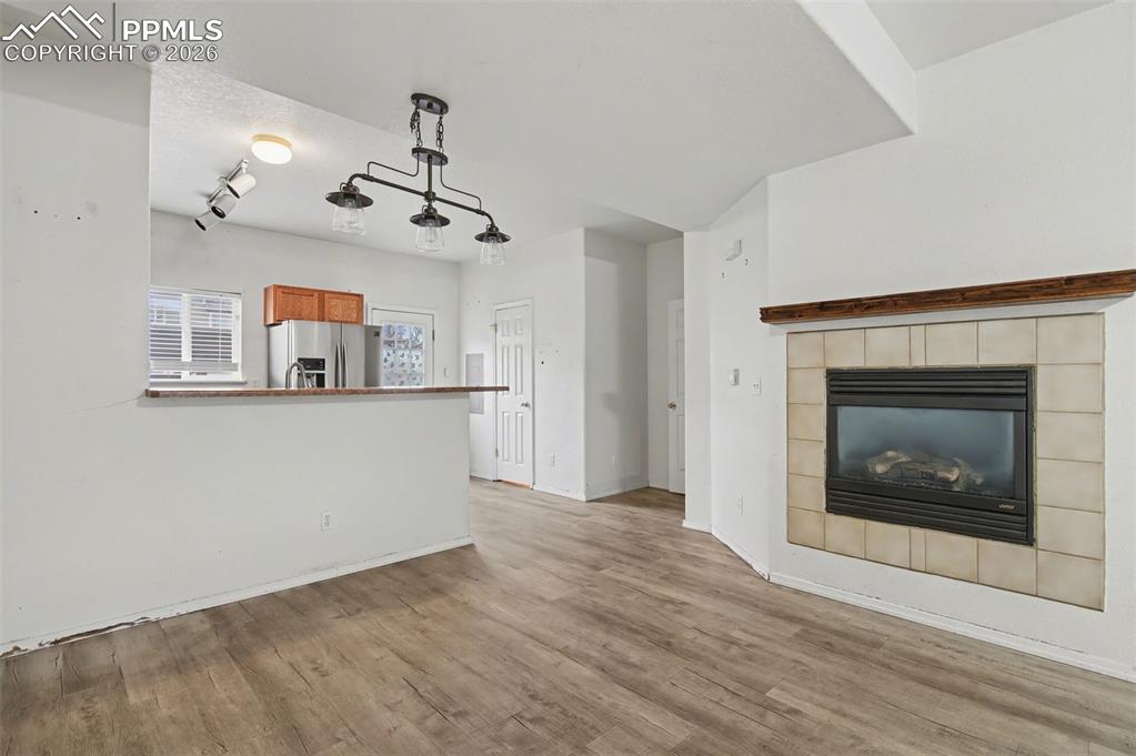 Image 3 of 46: No Description Available