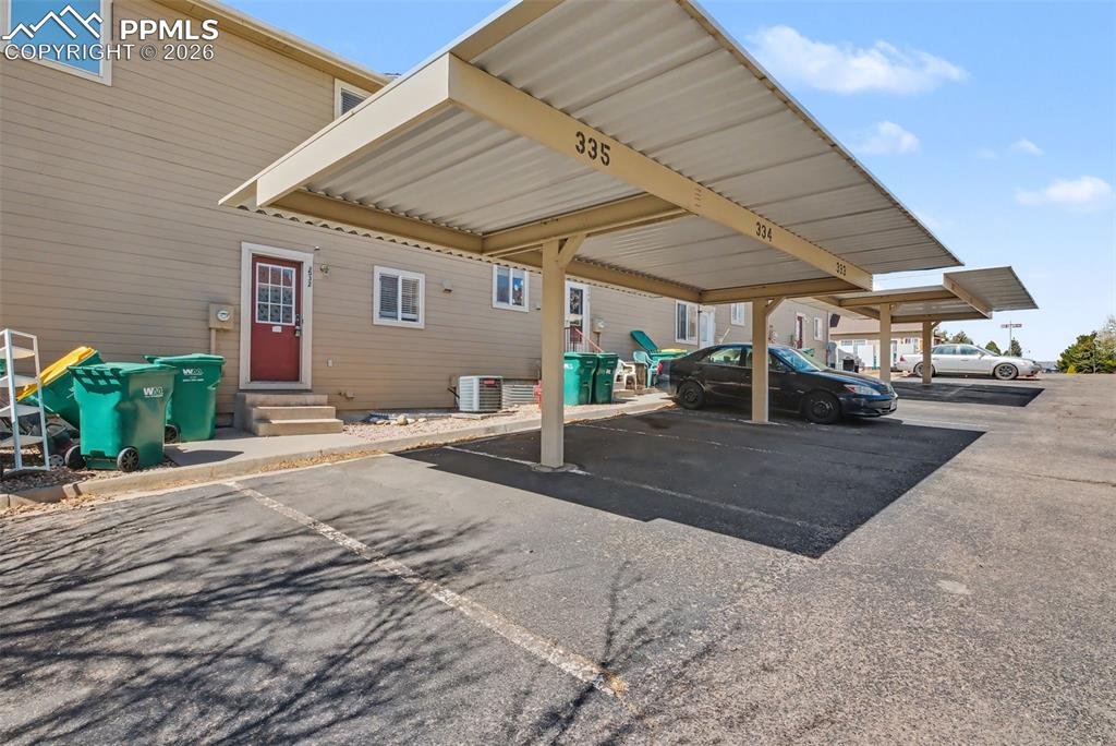 Image 46 of 46: Parking