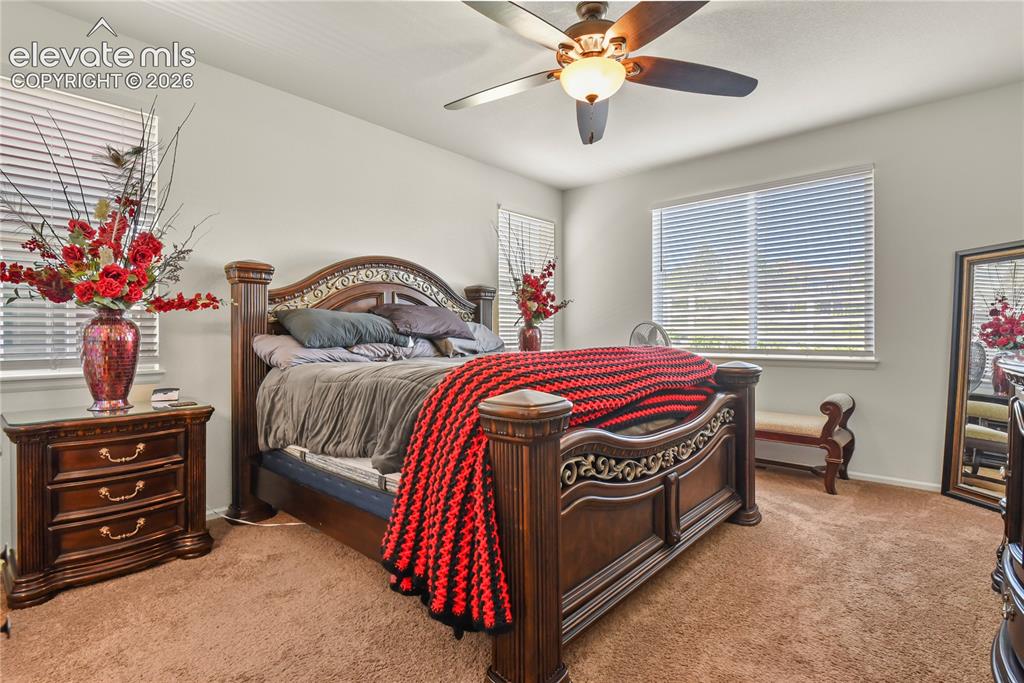 Image 15 of 30: Bedroom