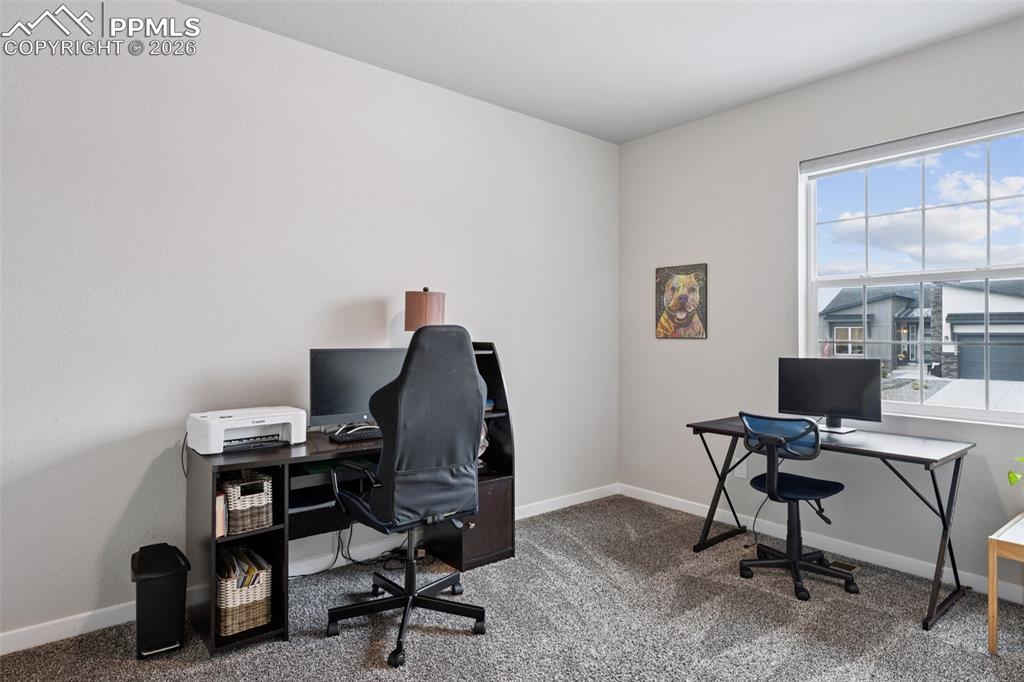 Image 14 of 39: Office