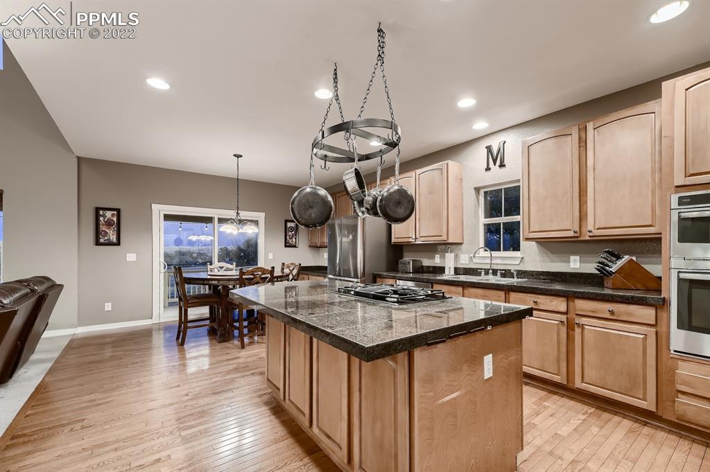 Listing 6216353, Image 10 of 28