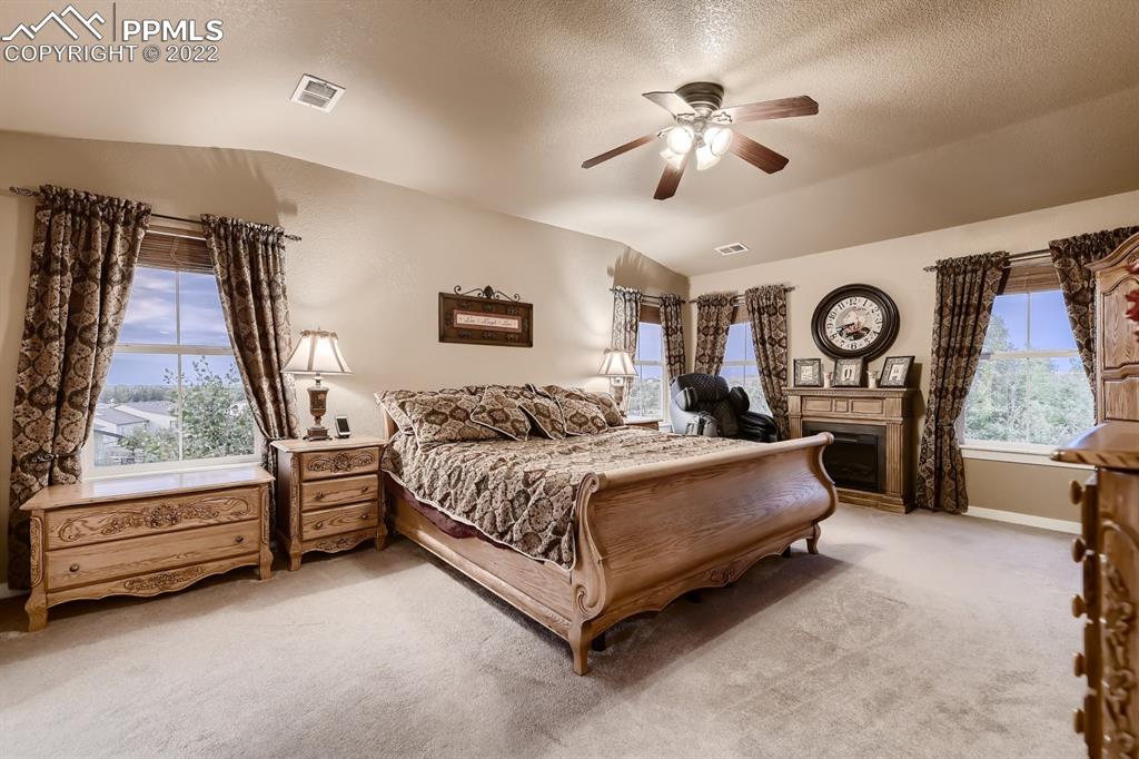 Listing 6216353, Image 14 of 28
