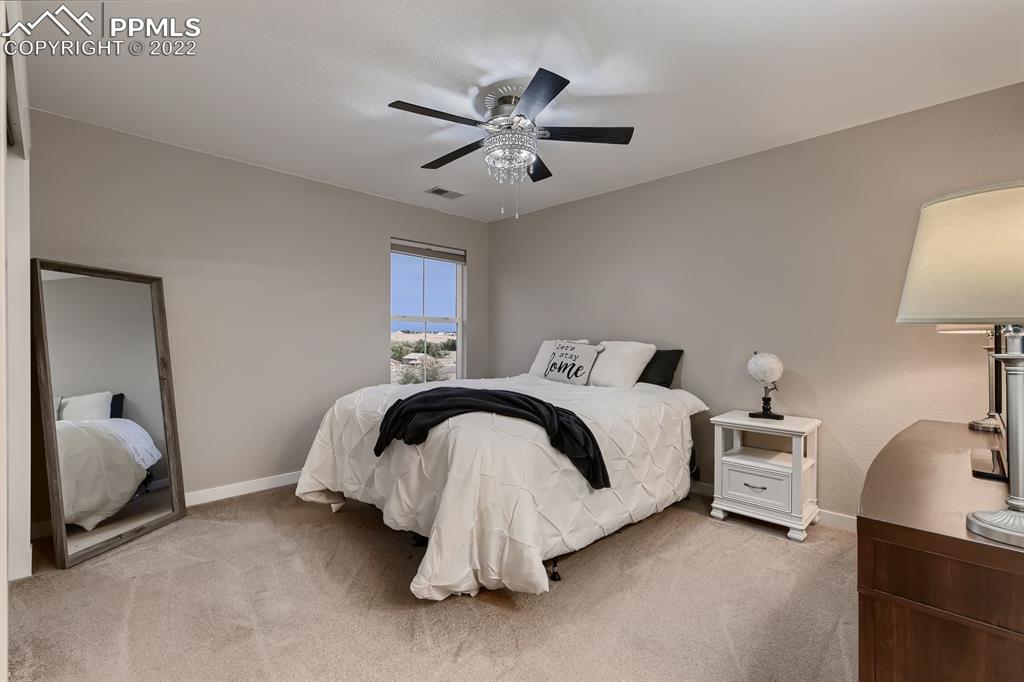 Listing 6216353, Image 18 of 28
