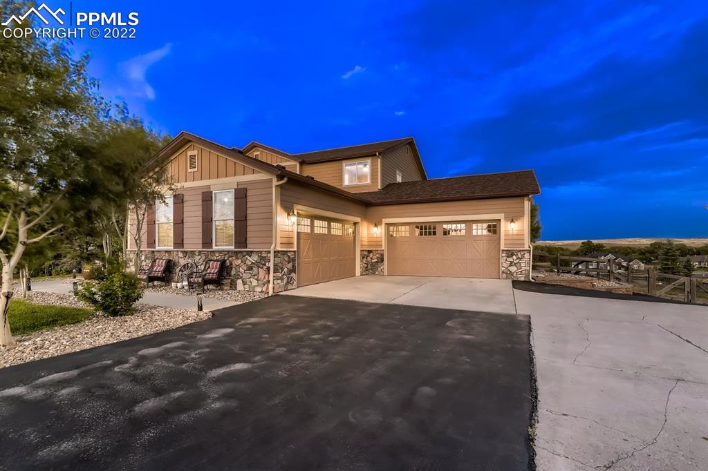 Listing 6216353, Image 2 of 28