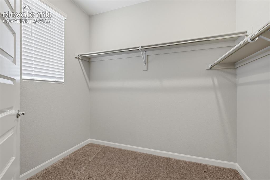 Image 16 of 18: Closet