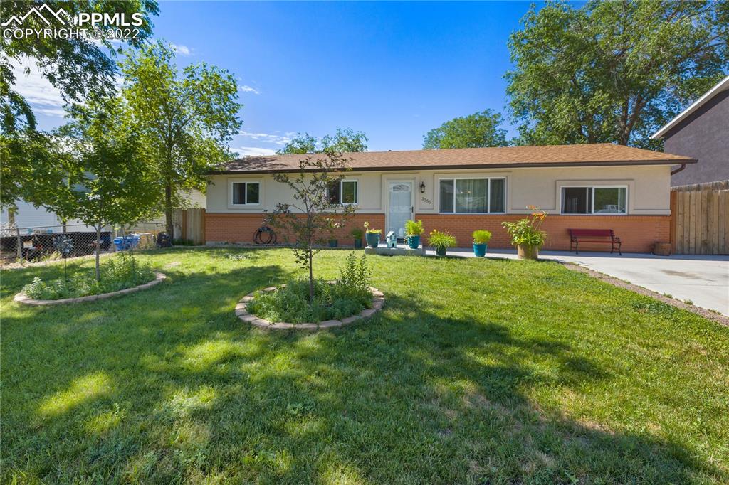 Listing 6217468, Image 2 of 33