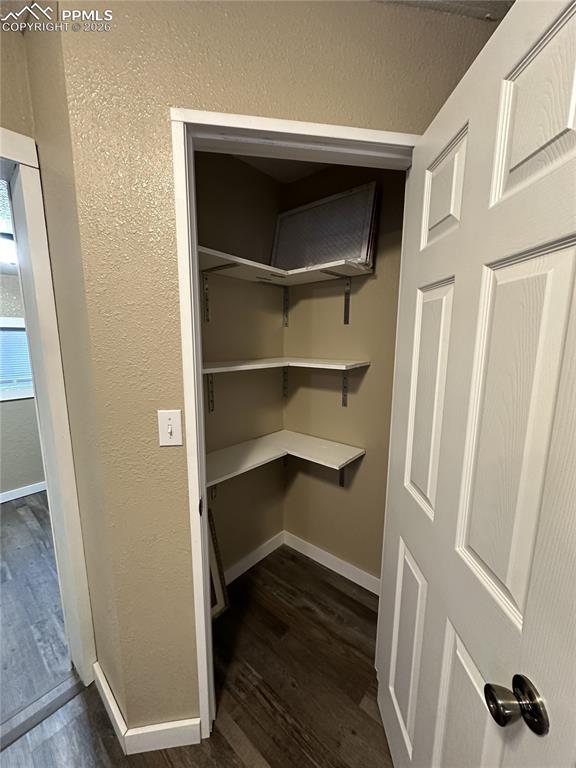 Image 10 of 15: Closet