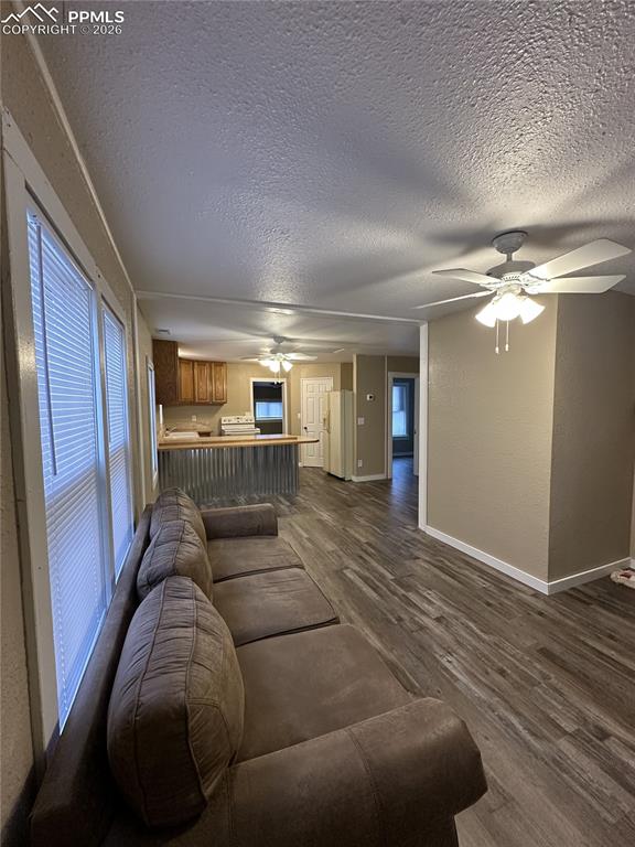 Image 2 of 15: Living Room