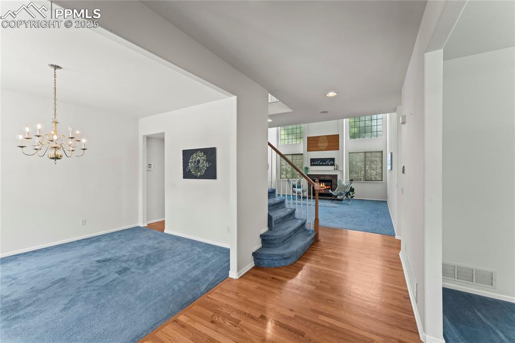 Image 12 of 49: Formal Dining