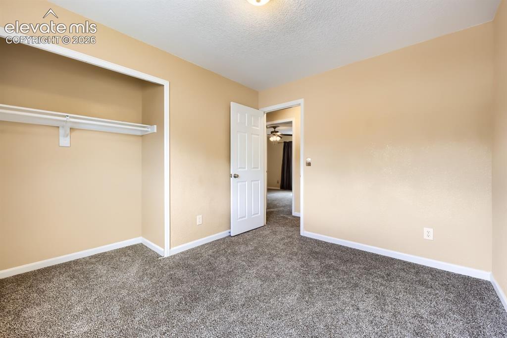 Image 17 of 29: Bedroom