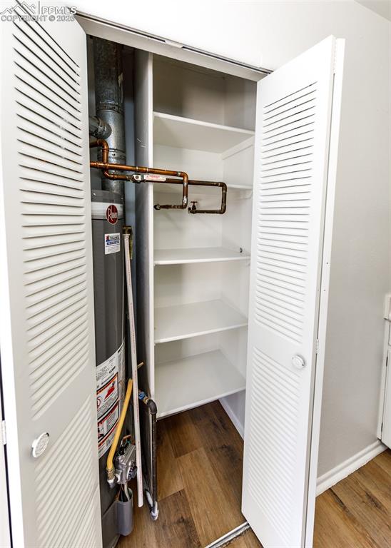 Image 28 of 42: Unit 1176