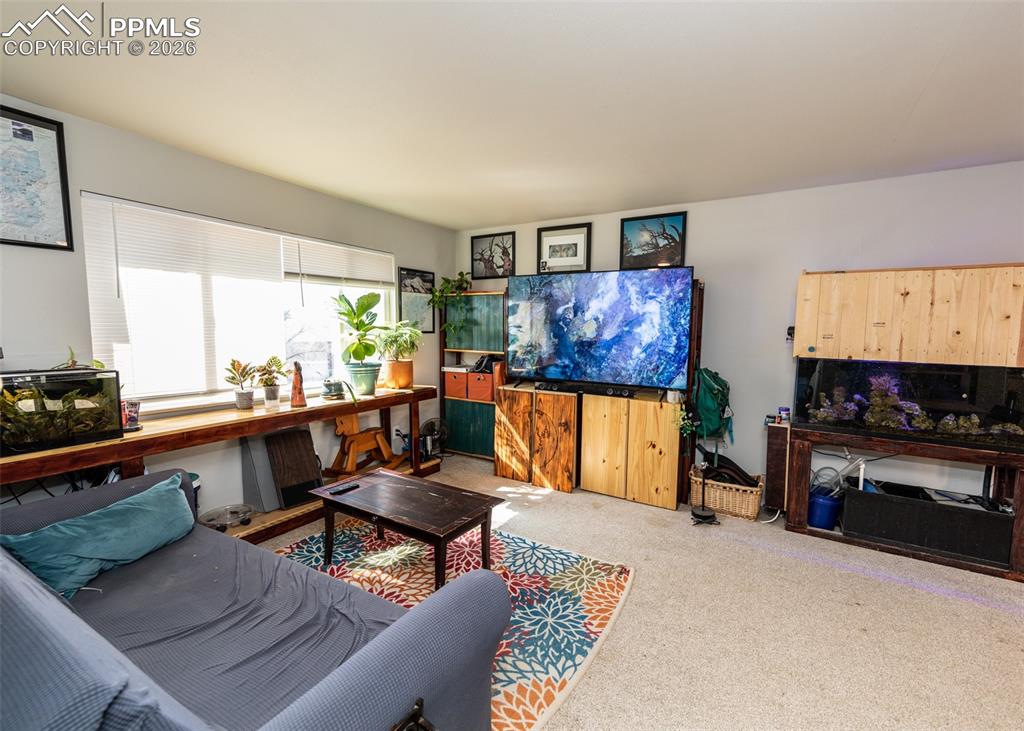 Image 6 of 42: Unit 1174