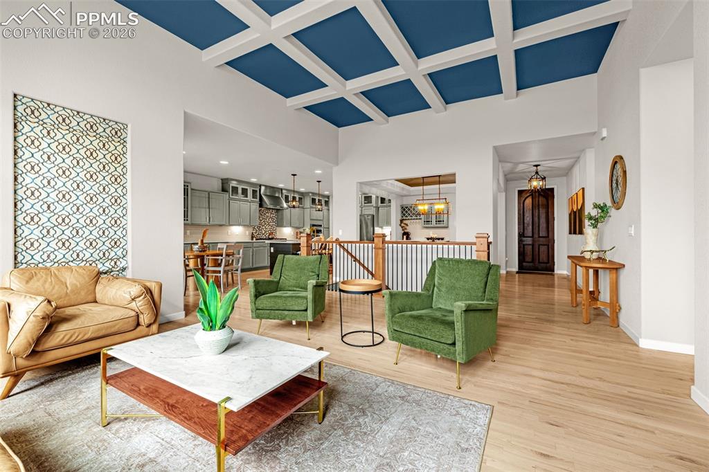 Image 5 of 40: Living Room
