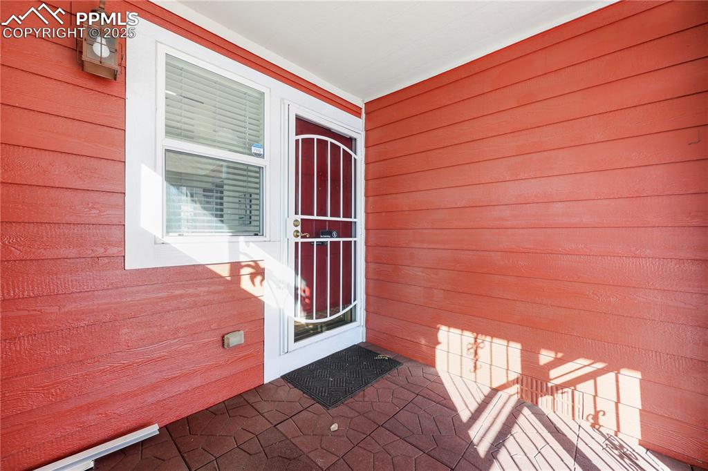 Image 2 of 47: Entry