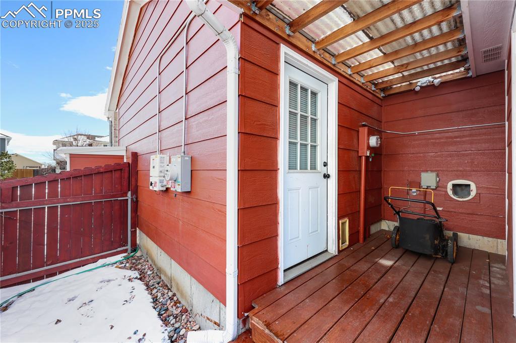 Image 45 of 47: shed