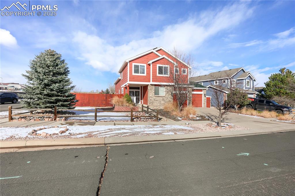 Image 46 of 47: Front of Structure