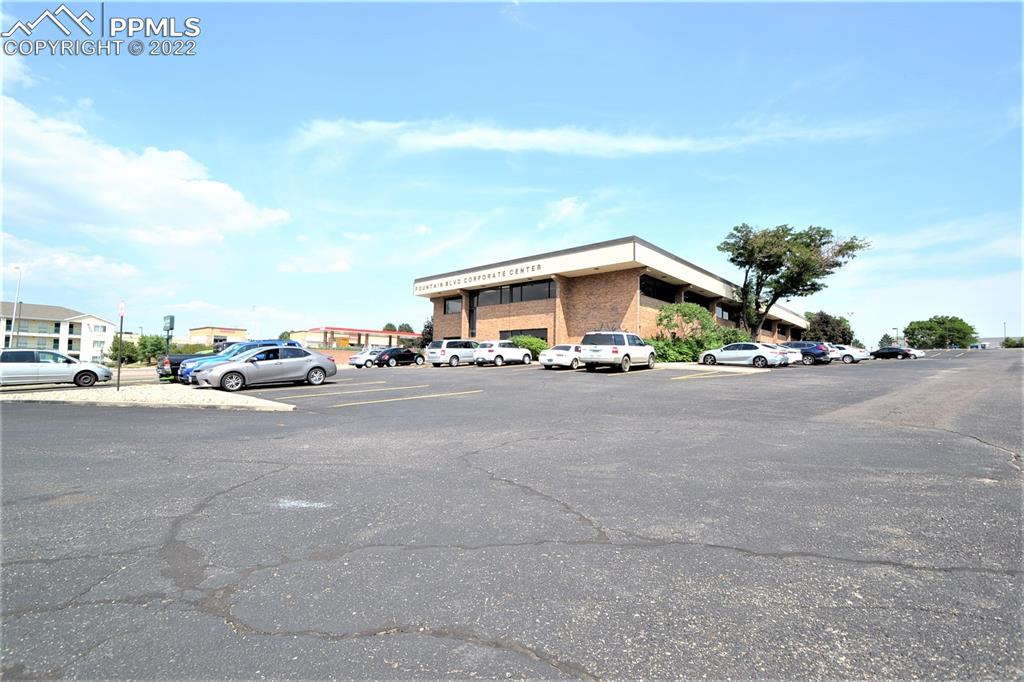 Listing 6223506, Image 9 of 13