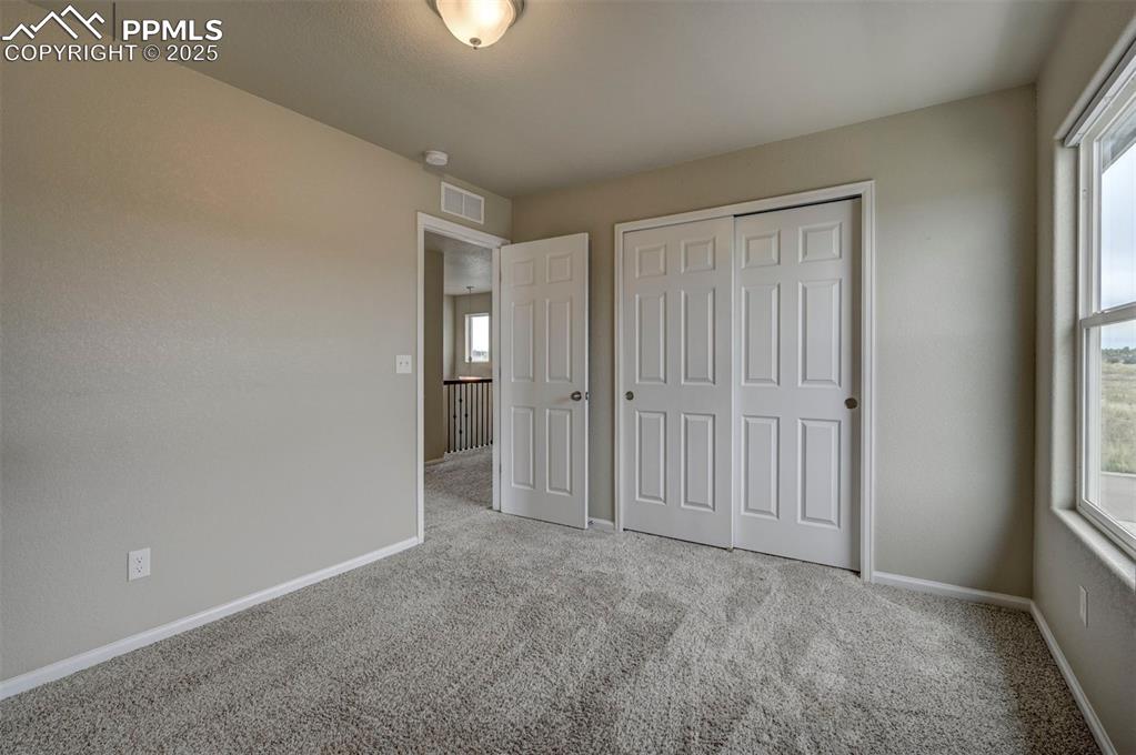 Image 25 of 37: Bedroom