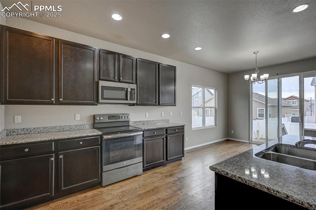 Image 6 of 37: Kitchen