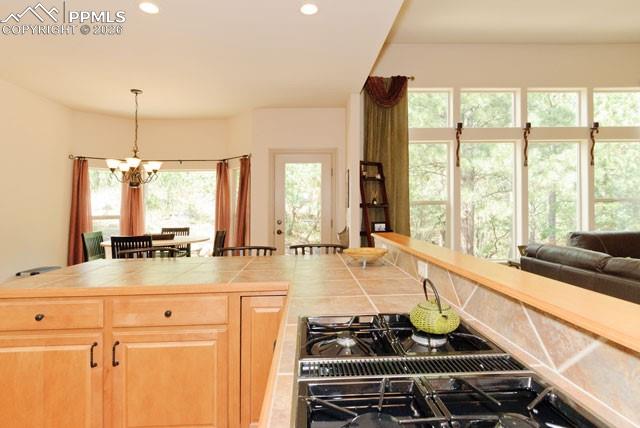 Image 13 of 49: Kitchen