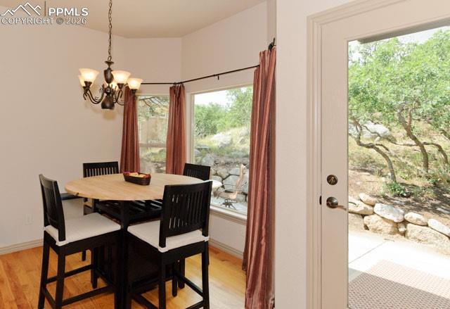 Image 3 of 49: Dining Area