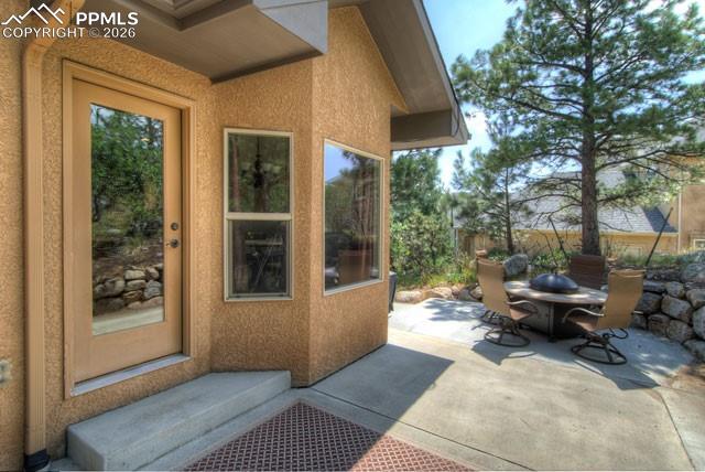 Image 36 of 49: Entry