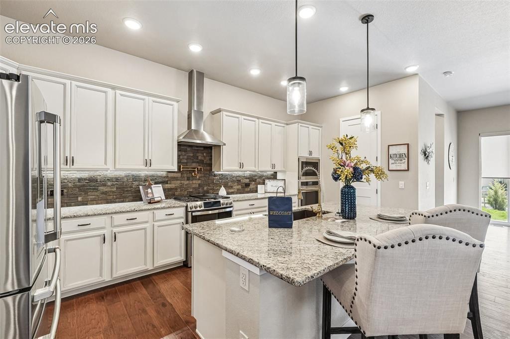Image 12 of 48: Kitchen