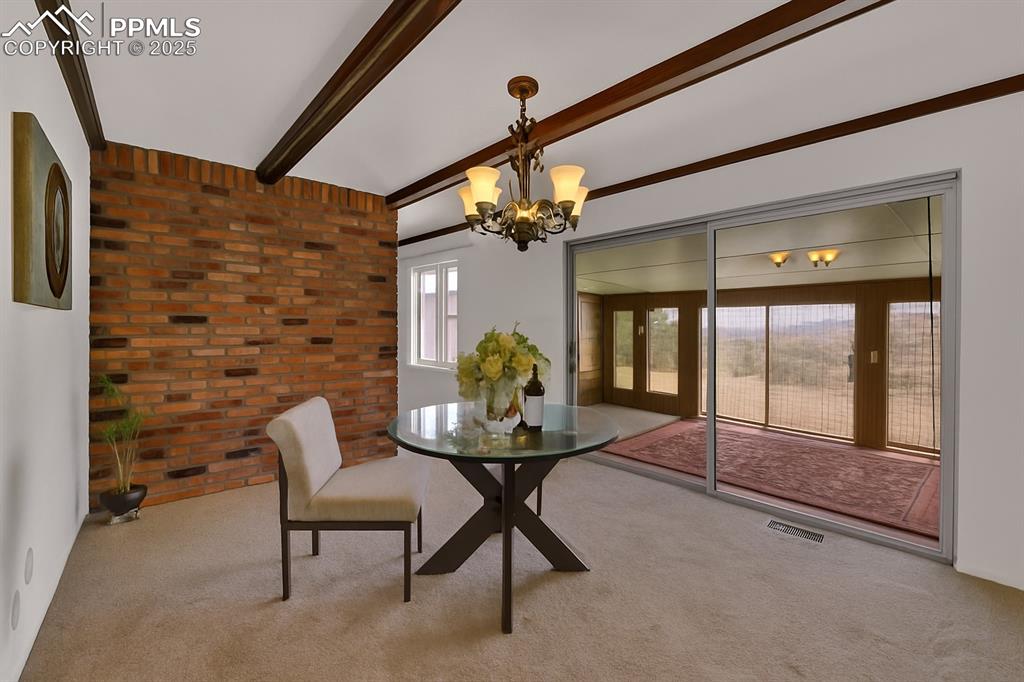 Image 10 of 43: Dining Area