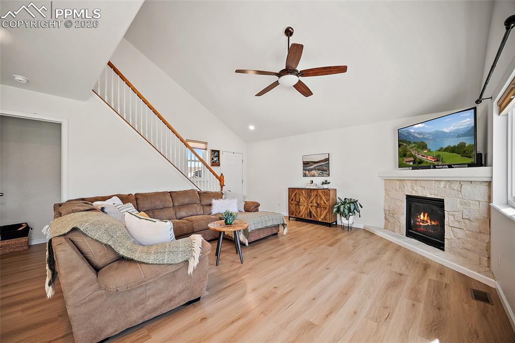 Image 12 of 44: Living Room